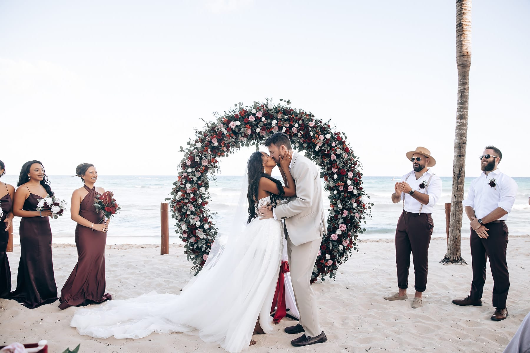 Unforgettable Wedding at Ocean Riviera Paradise 070